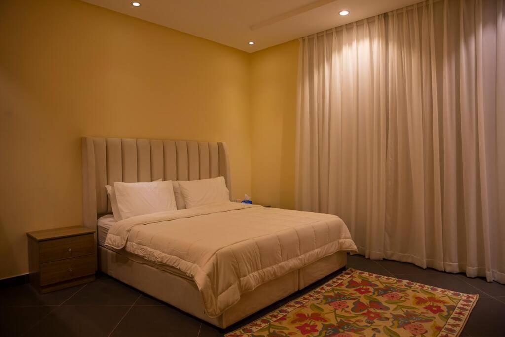 Nazeel - Almalaqa 2 Floor